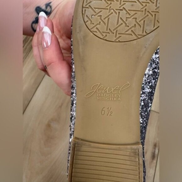 EUC- Jewel BADGLEY MISCHKA- JEWELLED FLATS - 6.5 size - Picture 7 of 7